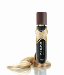 Beaux cheveux aux meilleurs cheveux huile Nanoil